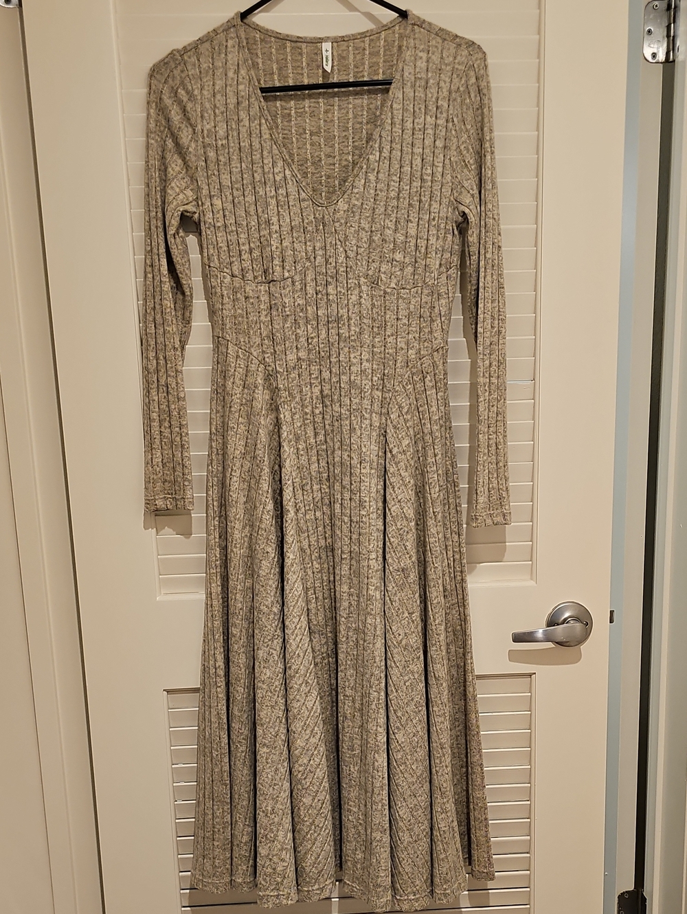 Long Sleeve V-Neck Ribbed Knit Dress - Warm Gray - Picture 2 of 7